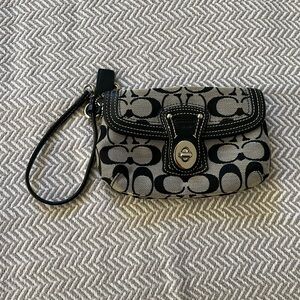 Wristlet